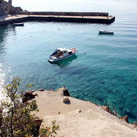 With A Parking Space Trsteno, Dubrovnik - 8595 Gostinjska kuća