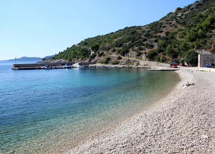 Guest house With A Parking Space Trsteno, Dubrovnik - 8595 Trsteno